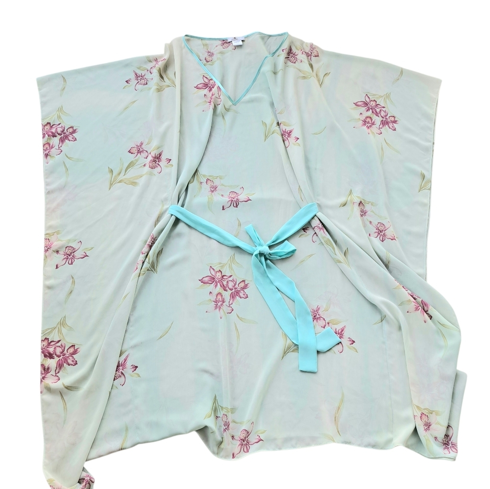 Cococabaña Kimono Floral Robe - Picture 7 of 8